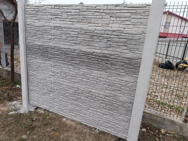 Producem si montam garduri.